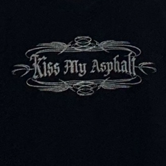 Standard-Neck “Kiss My Asphalt” T-Shirt - Picture 5 of 7